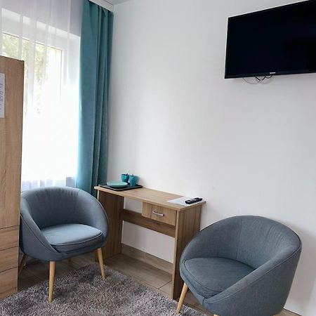 Hostel Mleczna - Metro Zacisze Warsaw Luaran gambar