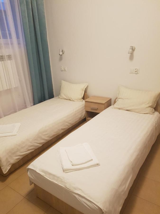 Hostel Mleczna - Metro Zacisze Warsaw Luaran gambar