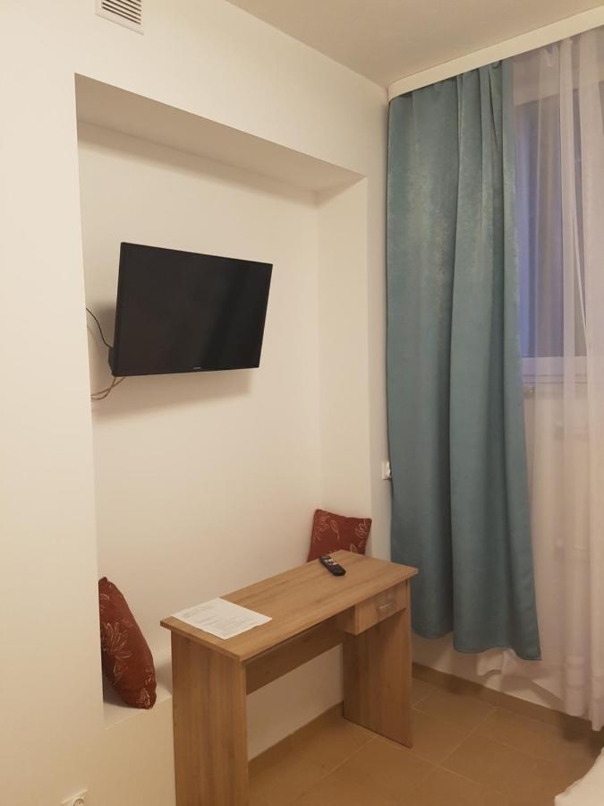 Hostel Mleczna - Metro Zacisze Warsaw Luaran gambar